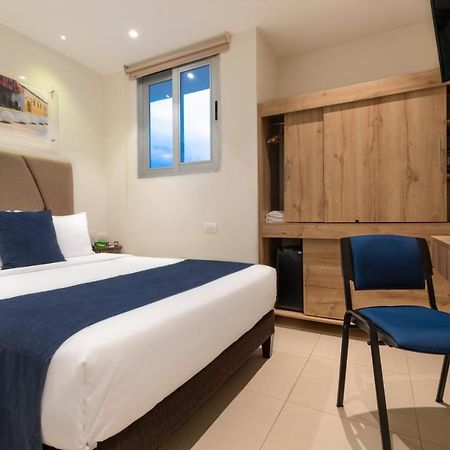Hotel Portal Del Rio บาร์รังกีญา ภายนอก รูปภาพ