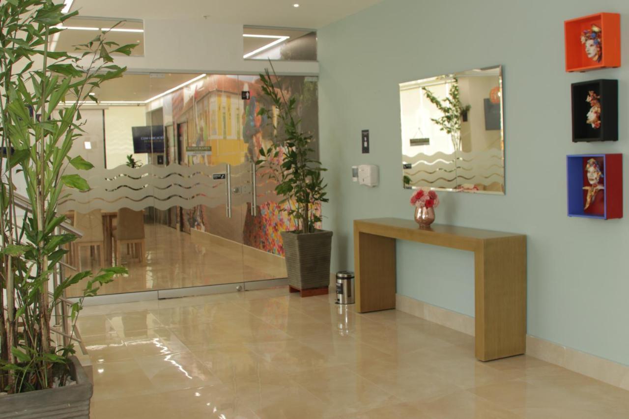 Hotel Portal Del Rio บาร์รังกีญา ภายนอก รูปภาพ